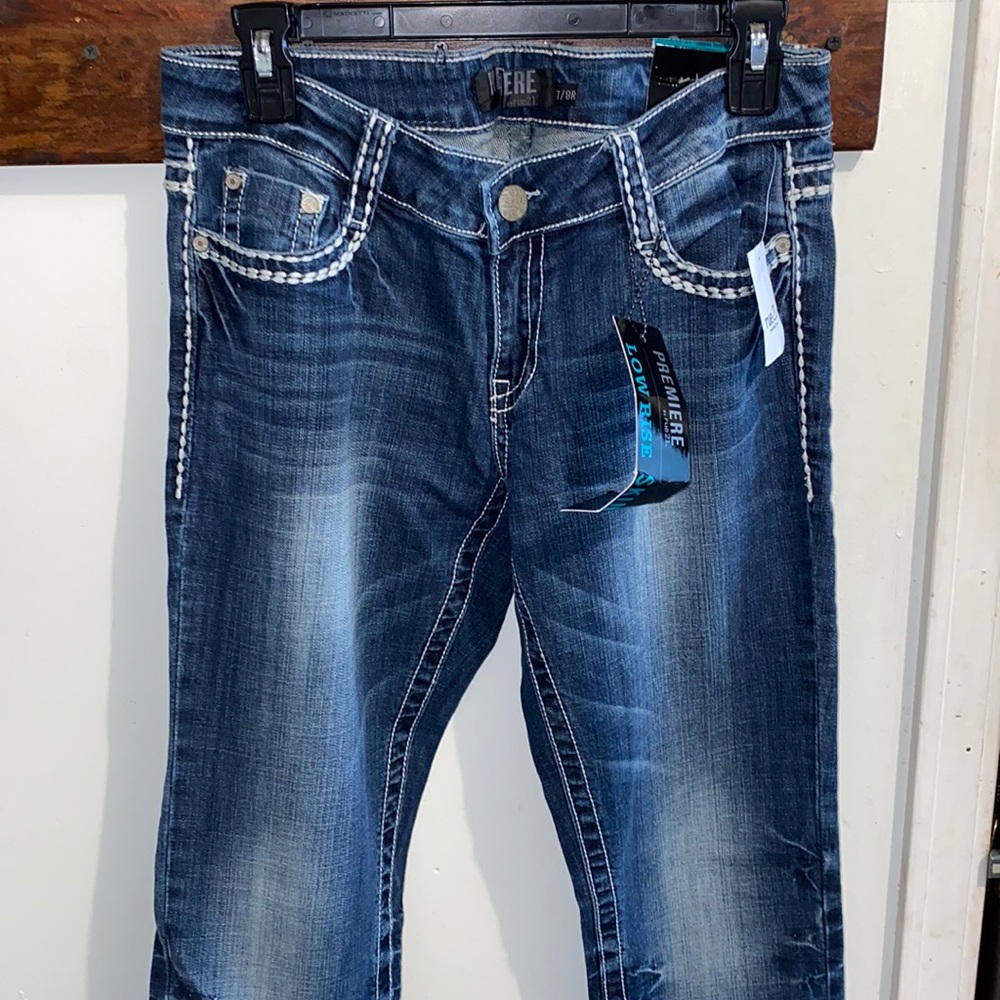 Low rise skinny jeans